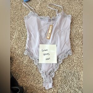 Skims fits everybody lace cami bodysuit